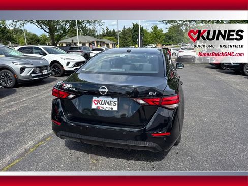 Used 2024 Nissan Sentra SV FWD image 7