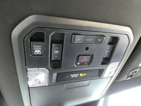 Used 2025 Toyota Tundra Limited image 73