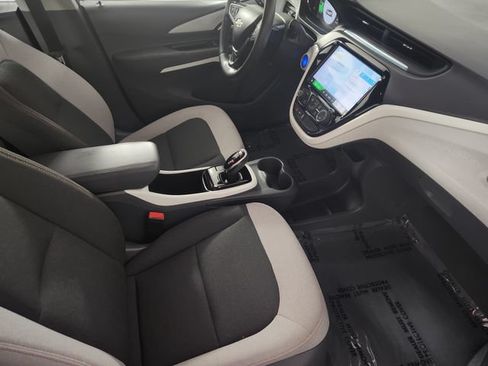 Used 2020 Chevrolet Bolt LT FWD image 15