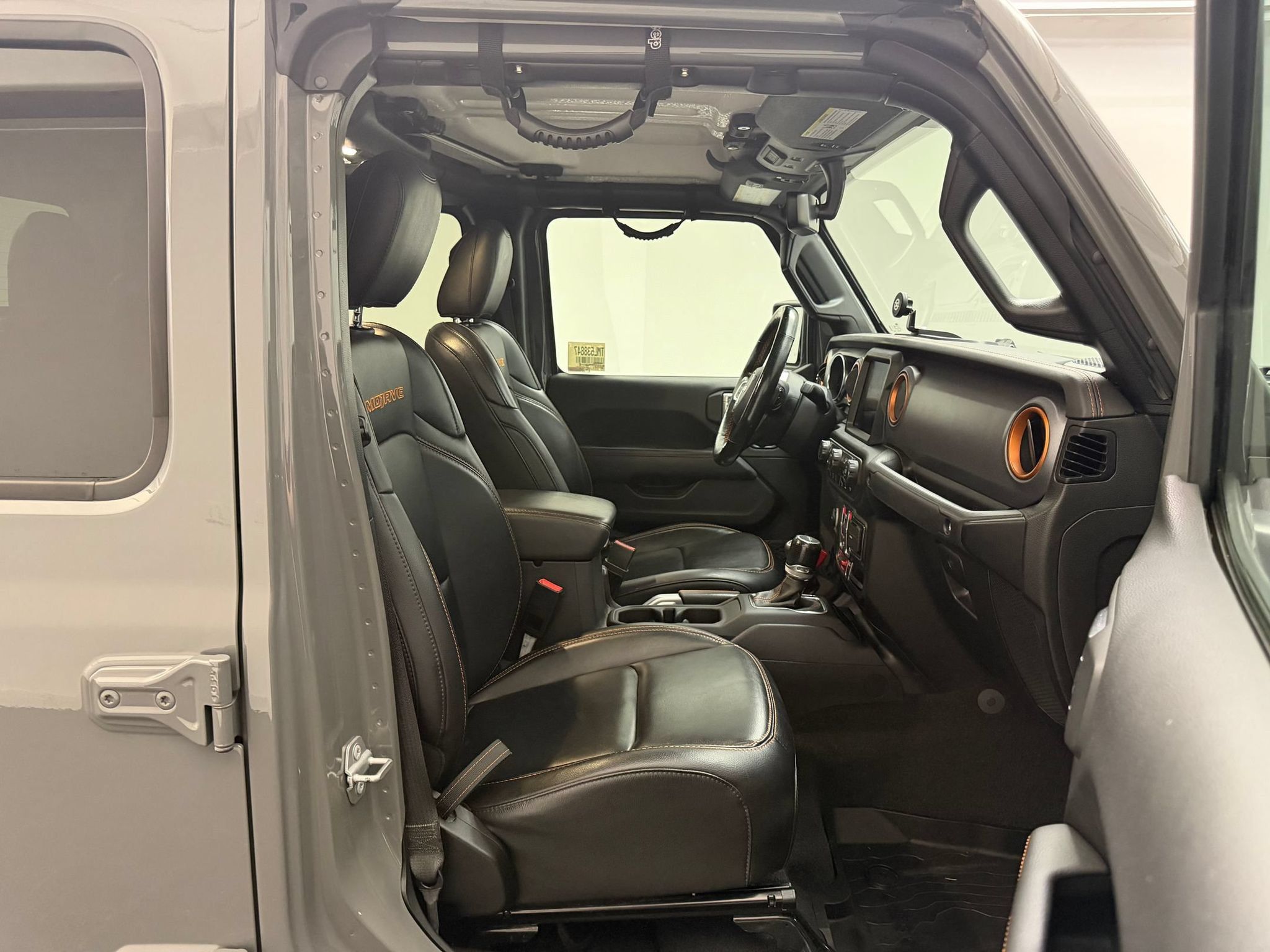 Used 2021 Jeep Gladiator Mojave AWD/4WD image 23