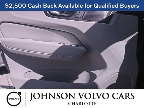 New 2026 Volvo XC60 B5 Ultra w/ Protection Package Premier image 28