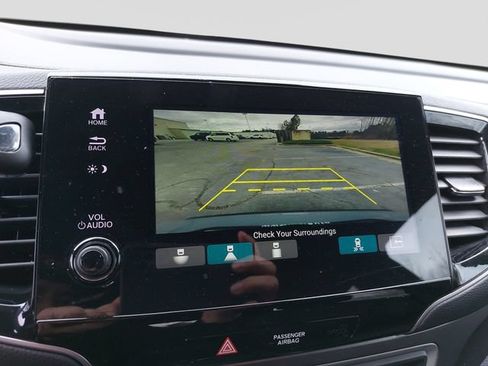 Used 2023 Honda Passport EX-L image 21