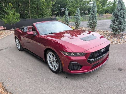 Used 2025 Ford Mustang GT Premium RWD image 15