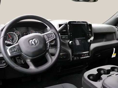 New 2026 RAM 2500 Tradesman AWD/4WD image 13