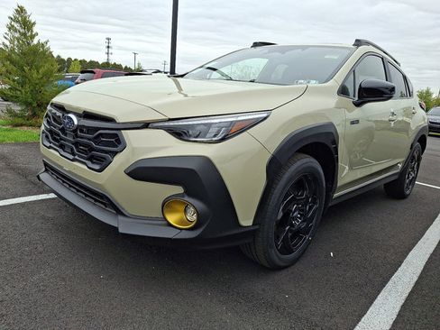 New 2026 Subaru Crosstrek 2.5i Sport w/ Crosstrek Mirror Package AWD/4WD image 2