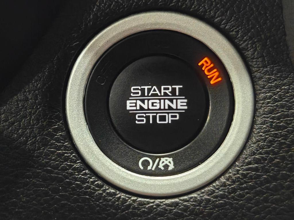 Used 2019 RAM 1500 Big Horn AWD/4WD image 14