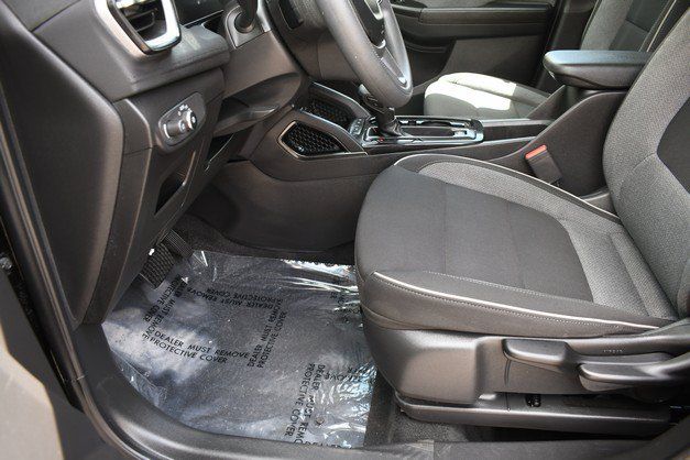 Used 2024 Chevrolet TrailBlazer LT w/ Driver Confidence Package FWD image 15