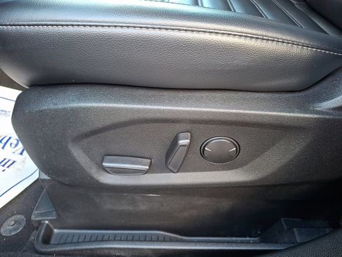 Used 2024 Ford Edge SEL w/ Convenience Package image 15