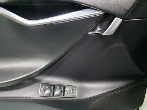 Used 2012 Tesla Model S Signature Performance RWD image 18