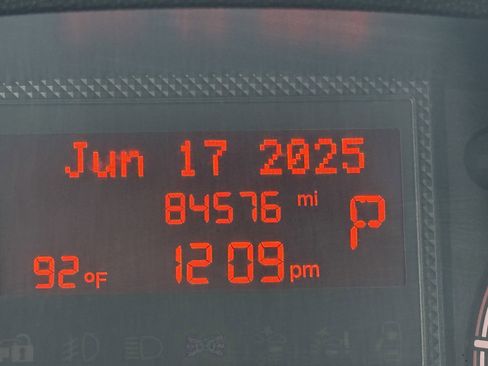 Used 2021 RAM ProMaster 2500 w/ Convenience Group image 11