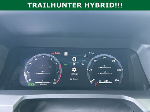 Used 2025 Toyota Tacoma 4x4 Double Cab Hybrid image 25