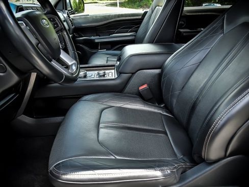 Used 2021 Ford Expedition Platinum image 15