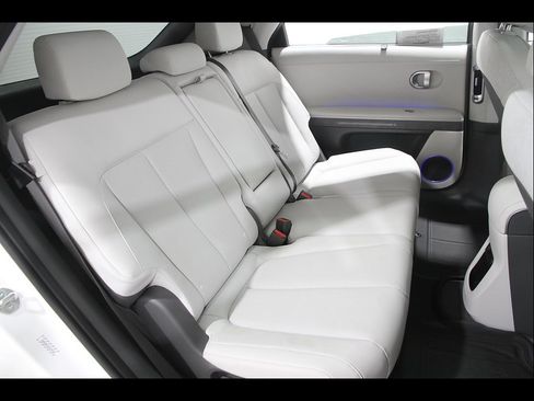 Certified 2024 Hyundai Ioniq 5 Limited AWD/4WD image 21