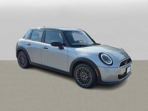 Used 2025 MINI Cooper S FWD image 2