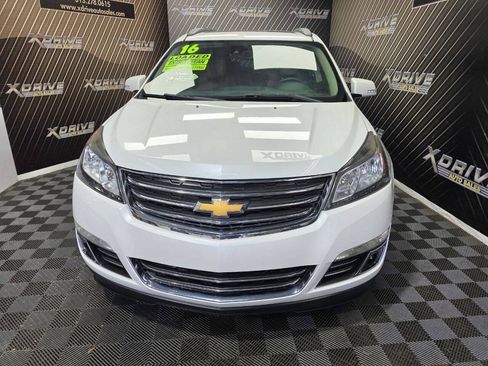 Used 2016 Chevrolet Traverse LTZ FWD image 3