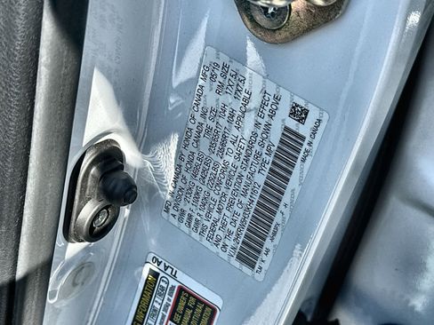 Used 2019 Honda CR-V LX image 25