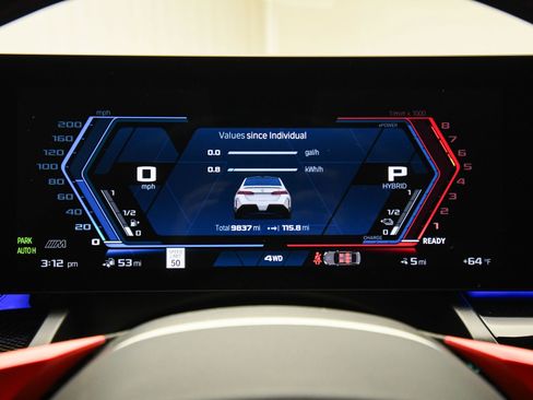 Used 2025 BMW M5 w/ Carbon Package image 15