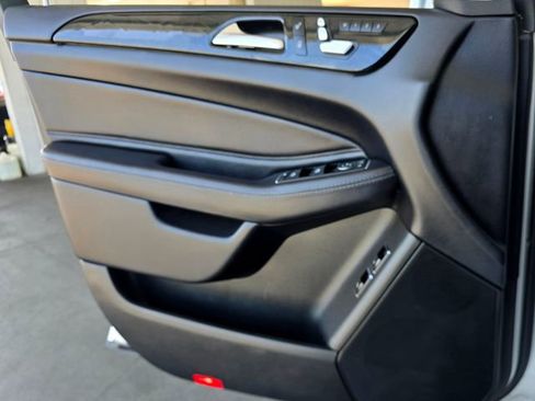 Used 2017 Mercedes-Benz GLS 450 4MATIC image 17