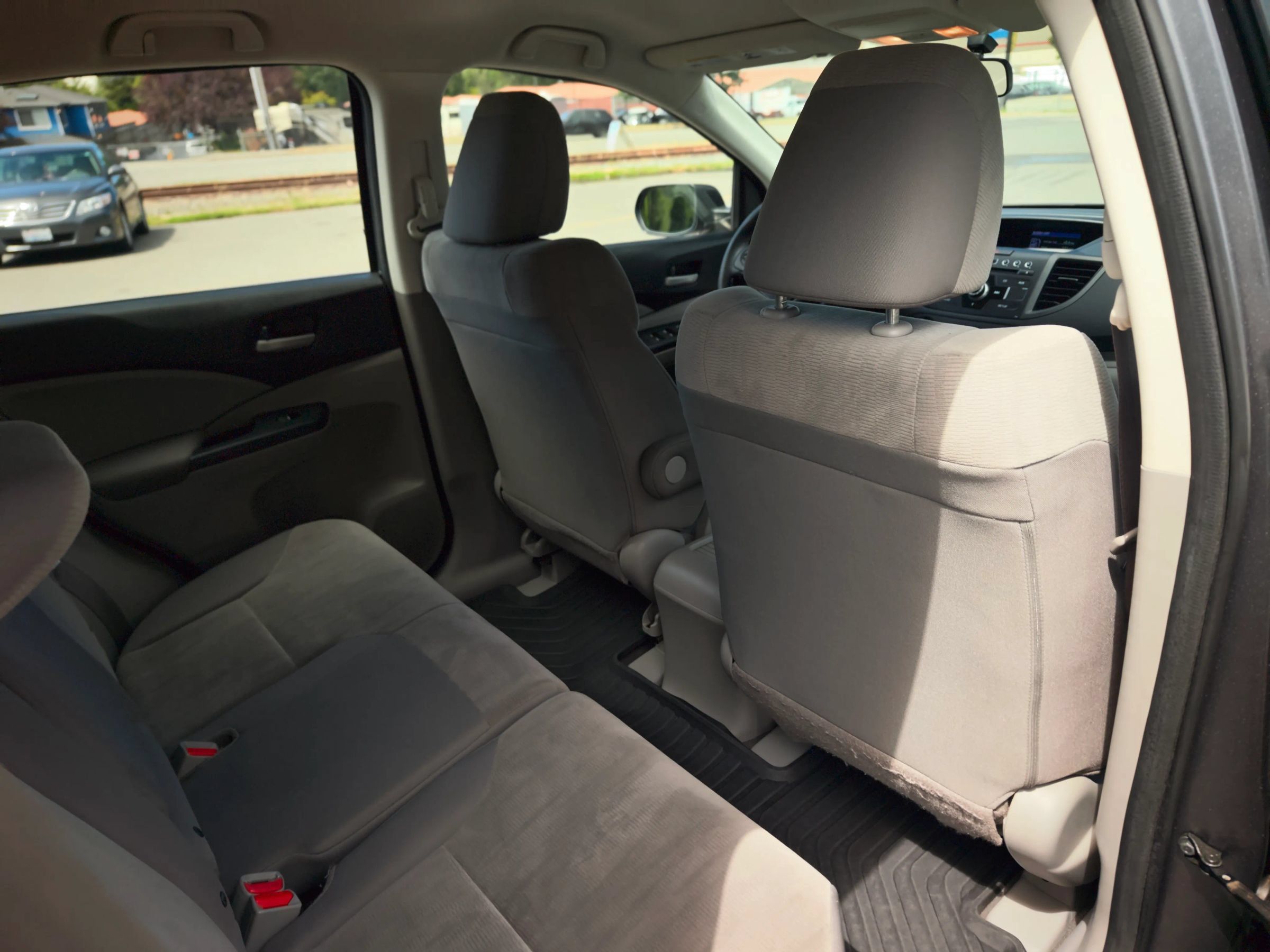 Used 2012 Honda CR-V LX image 43