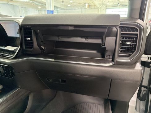 Used 2024 Chevrolet Silverado 3500 LTZ w/ LTZ Convenience Package AWD/4WD image 17