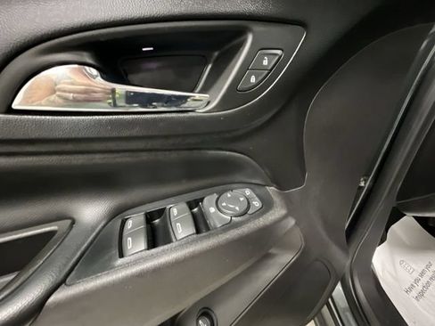 Used 2019 Chevrolet Equinox LT AWD/4WD image 23