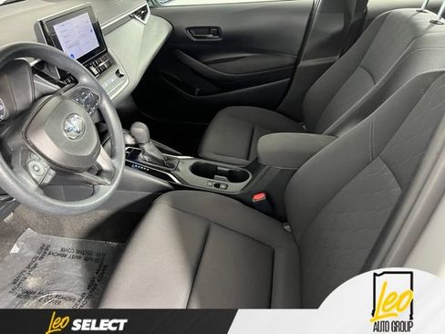 Used 2024 Toyota Corolla LE FWD image 10