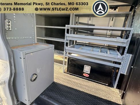Used 2016 Chevrolet Express 2500 RWD image 16