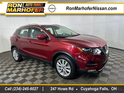 Used 2022 Nissan Rogue Sport SV w/ Technology Package image 1