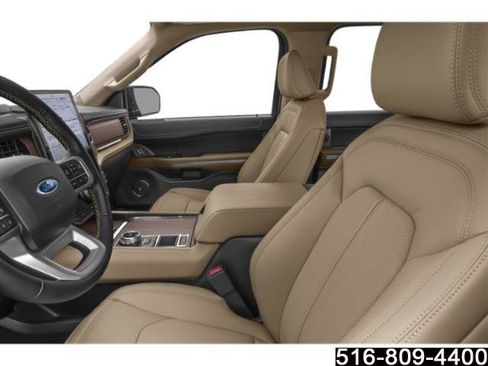 Used 2023 Ford Expedition Limited AWD/4WD image 9