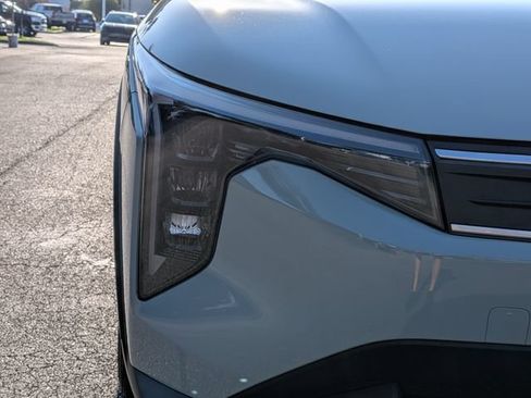 Certified 2025 Kia K4 FWD image 10