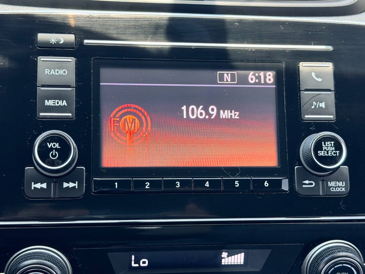 Used 2017 Honda CR-V LX image 39