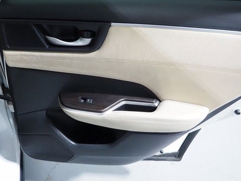 Used 2018 Honda Clarity Touring image 46