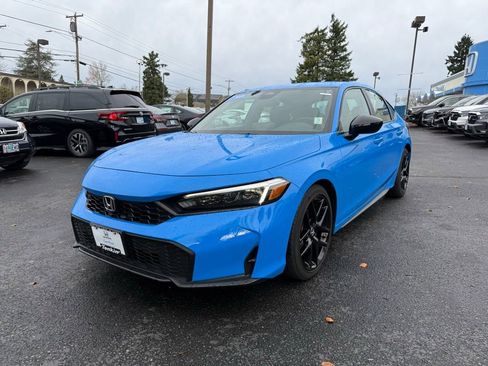 Certified 2025 Honda Civic Sport image 4