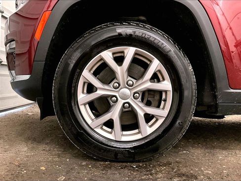 Used 2022 Jeep Grand Cherokee L Limited image 8