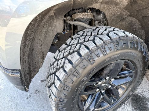 Used 2019 Chevrolet Silverado 1500 LT Trail Boss image 43