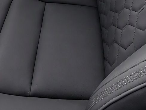 Certified 2026 Volvo XC60 B5 Plus AWD/4WD image 18