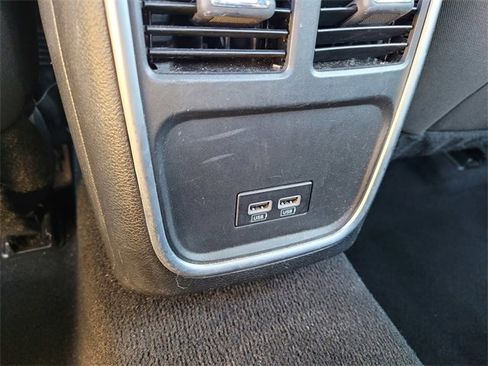 Certified 2022 Dodge Charger SXT image 10