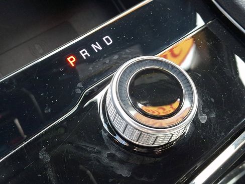 Used 2023 Jeep Grand Cherokee Altitude image 15