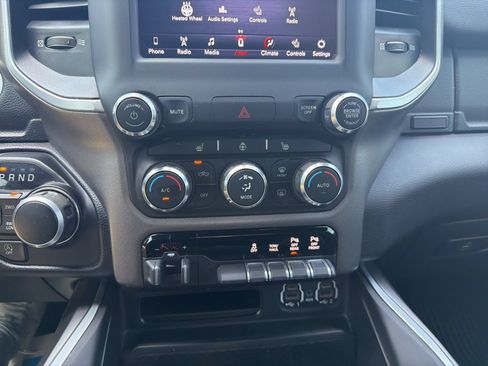 Used 2020 RAM 1500 Big Horn AWD/4WD image 15