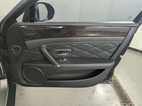 Used 2014 Bentley Flying Spur W12 AWD/4WD image 28