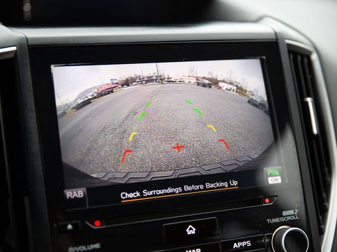 Used 2020 Subaru Forester Touring image 17