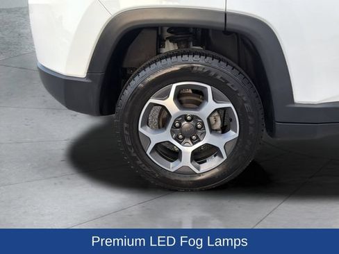 Used 2022 Jeep Compass Trailhawk w/ Trailhawk Elite Group AWD/4WD image 31