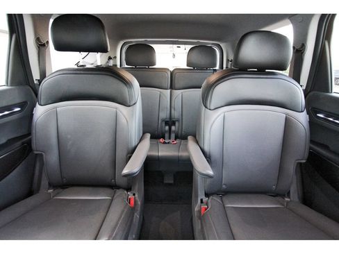 Used 2024 Kia EV9 Light Long Range RWD image 15