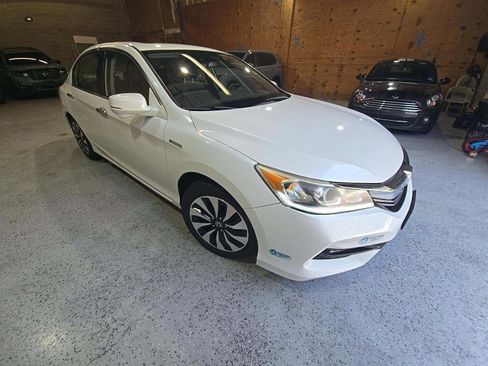 Used 2017 Honda Accord EX-L image 4
