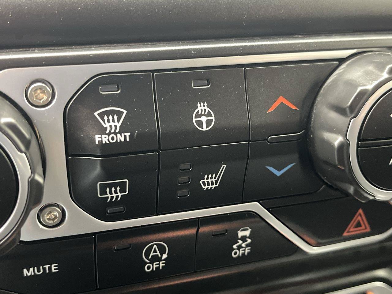 Used 2023 Jeep Wrangler Unlimited Sport AWD/4WD image 19