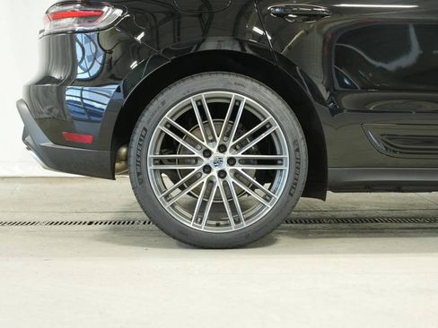 New 2026 Porsche Macan image 39