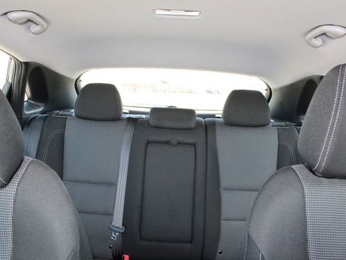 Used 2016 Hyundai Elantra GT FWD image 14