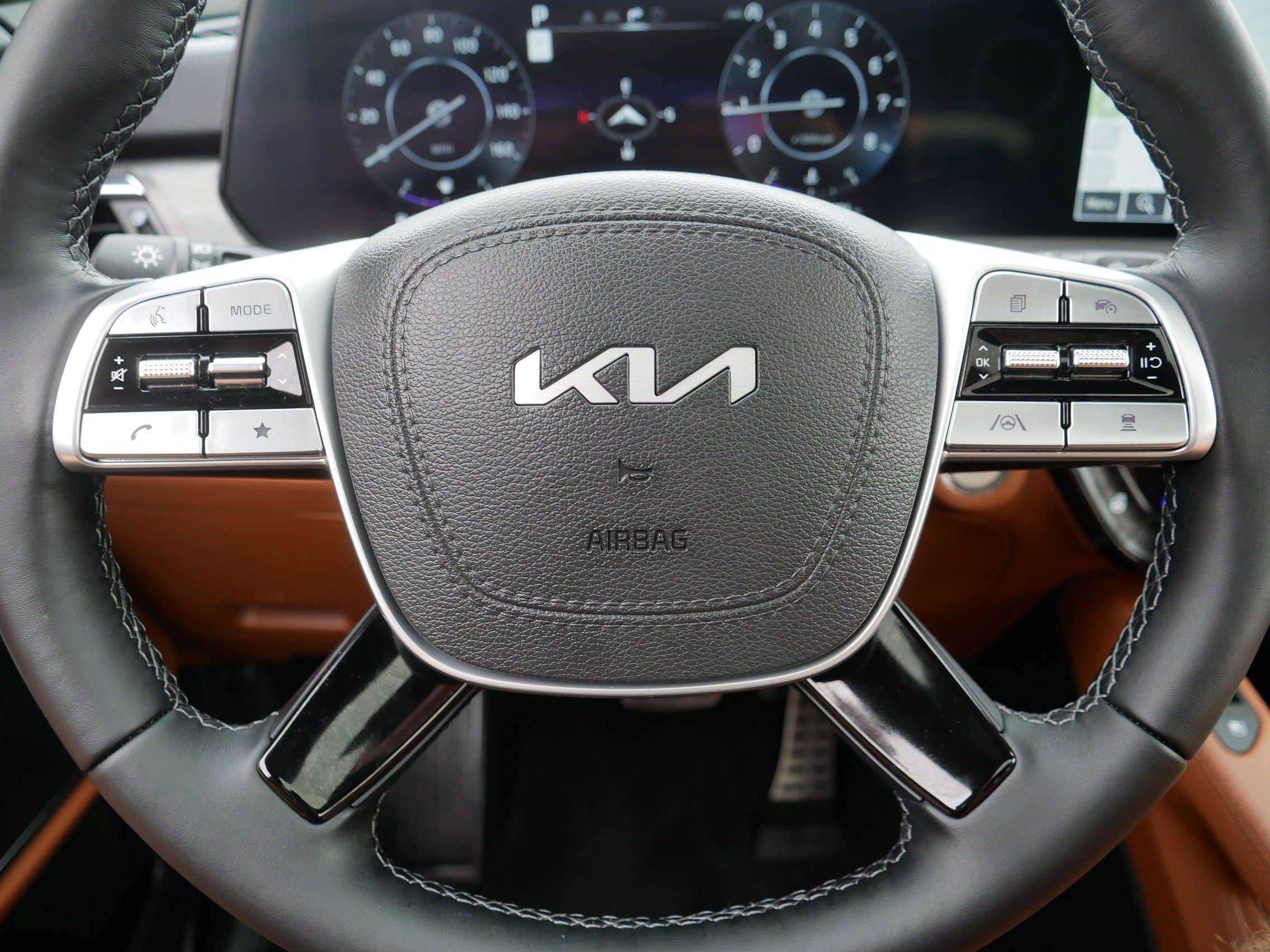 Certified 2025 Kia Telluride SX Prestige X-Line AWD/4WD image 25