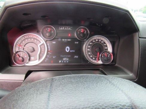 Used 2018 RAM 1500 Sport image 31