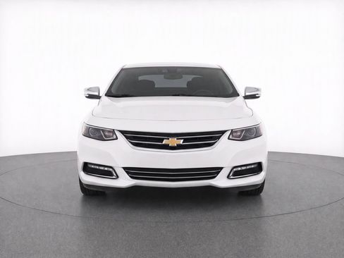 Used 2017 Chevrolet Impala Premier w/ Enhanced Convenience Package FWD image 7